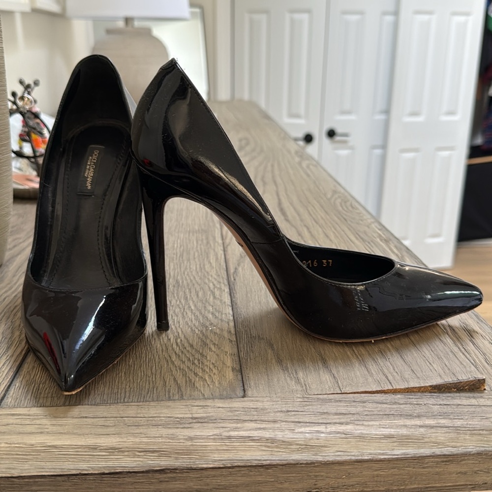 Dolce & Gabbana Black Patent Pumps Size 37
